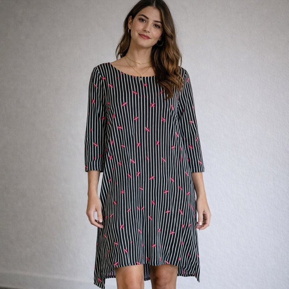 Molly Bracken Black White Stripe Lip Print Dress Medium | 3/4 Sleeve